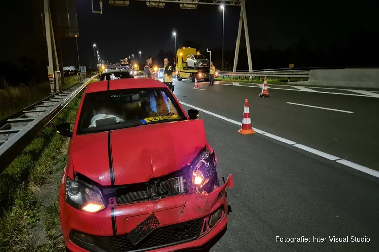 Auto in beslag genomen na ongeval op A7 bij Wijdewormer