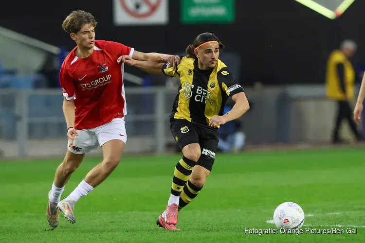 Jong AZ knokt zich naar punt bij Vitesse