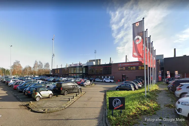 Van Lunteren zet AZ Vrouwen met wereldgoal op juiste spoor