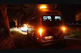 Scooterrijder gewond na aanrijding in Wijdewormer