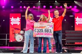 Roze slingers, zonneschijn en duizenden stappen tijdens Pink Ribbon Dam tot Dam Wandeltocht