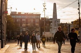 Recordaantal wandelaars geniet van 11e editie Amsterdam City Walk in herfstzon
