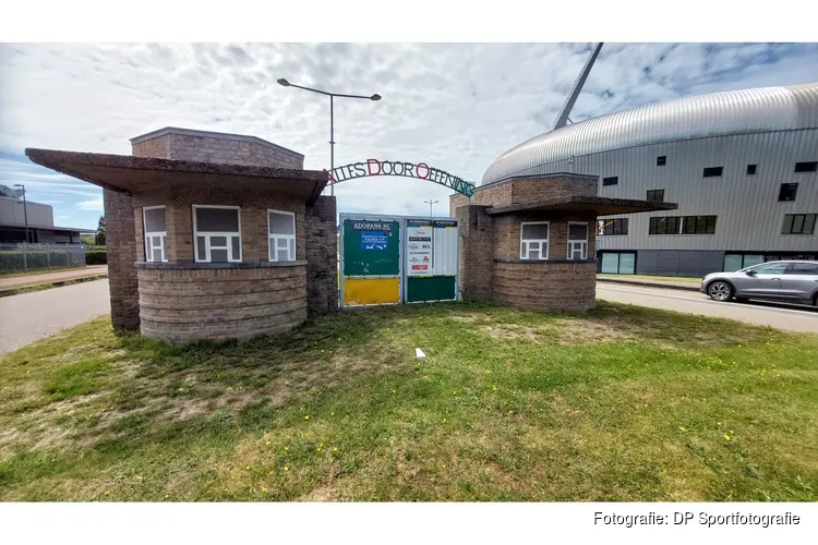 ADO Den Haag blijft in crisis, Jong AZ wint ruim