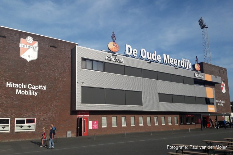 Ongeslagen FC Emmen te sterk voor Jong AZ