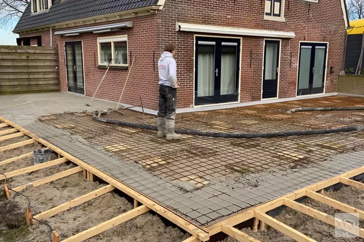 Onkruidvrije bestrating van beton gemaakt