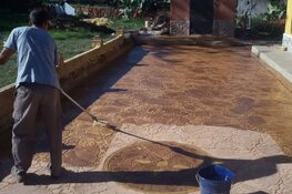 Onkruidvrije bestrating van beton gemaakt