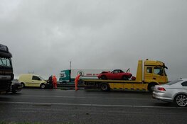 Auto&#39;s botsen op A7 bij Wormerveer, twee ambulances ter plaatse