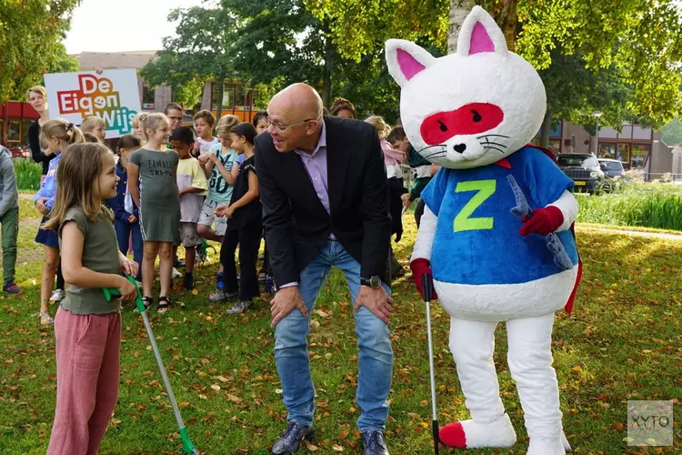 &#39;Zwerfkattie&#39; zwerft vanaf vandaag rond in Wormerland op zoek naar afval