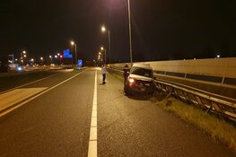 Eenzijdig ongeval op A7, bestuurder nergens te bekennen