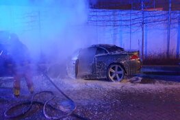 Auto in brand in Wormer