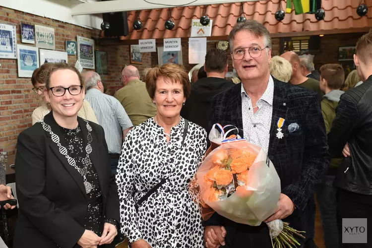 Koninklijke onderscheiding voor de heer G. Zwart