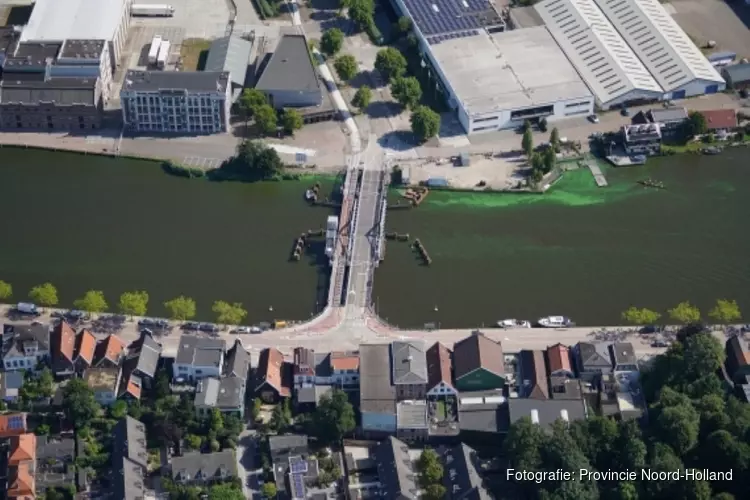 Tijdelijke brug een keer per uur op vaste tijden bediend