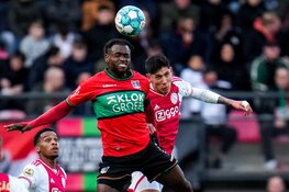 Ook Ajax loopt averij op met gelijkspel bij NEC